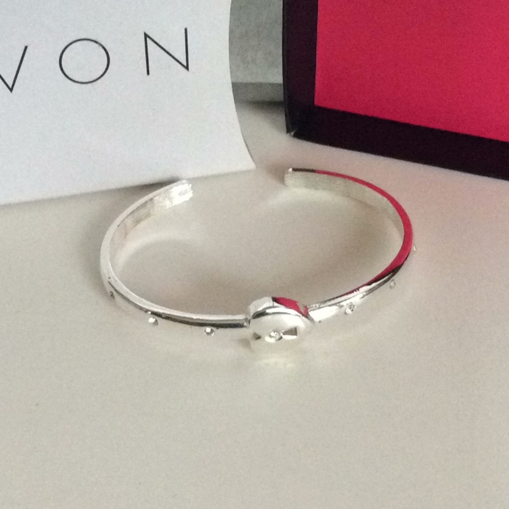 NWT Avon “You Hold The Key” Cuff Bracelet